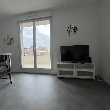 Appartement F2 Neuf, Centre Ville, Terrasse, Wifi, Garage Clermont-Ferrand