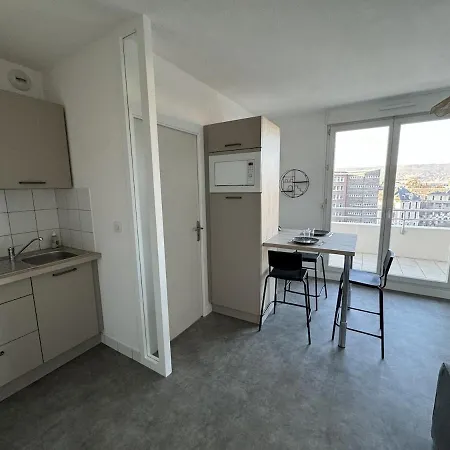 F2 Neuf, Centre Ville, Terrasse, Wifi, Garage En Option Daire Clermont-Ferrand