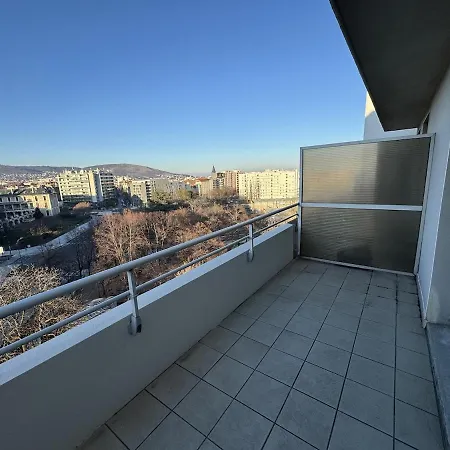 F2 Neuf, Centre Ville, Terrasse, Wifi, Garage Appartement *