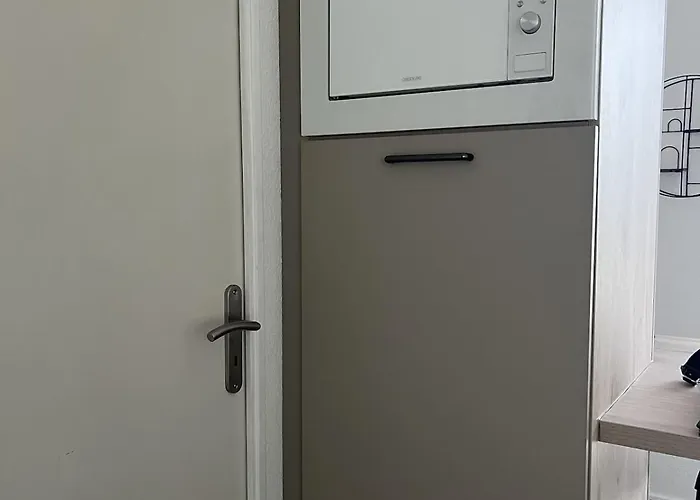 Appartement F2 Neuf, Centre Ville, Terrasse, Wifi, Garage