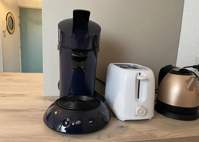 F2 Neuf, Centre Ville, Terrasse, Wifi, Garage Appartement *